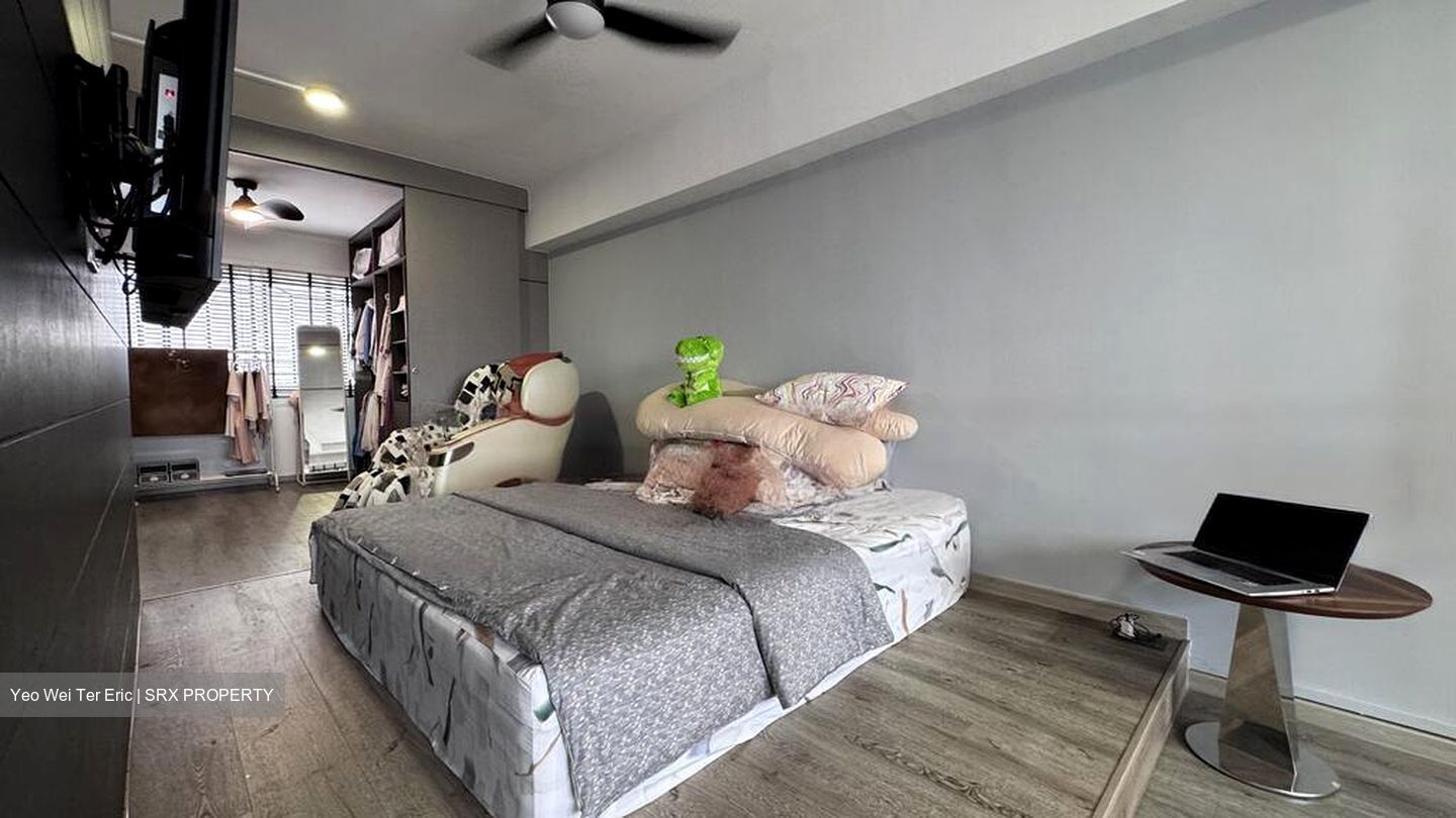Blk 560 Hougang Street 51 (Hougang), HDB Executive #475174611